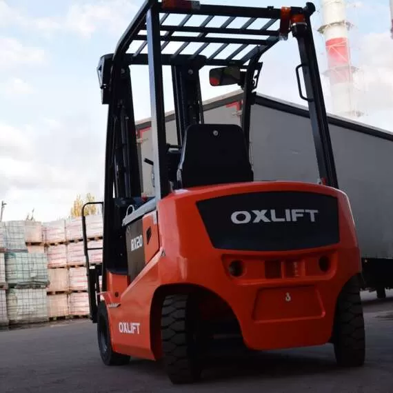 OXLIFT RX 1650 5 М 1600 кг Электрический погрузчик с доставкой по Москве купить по выгодной цене 100kwatt.ru