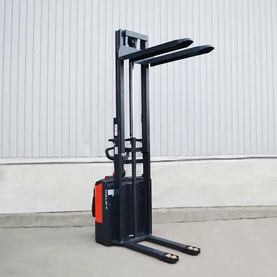 OXLIFT BX 1536E 1500 кг 3600 мм Самоходный штабелер с платформой для оператора с доставкой по Москве купить по выгодной цене 100kwatt.ru