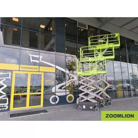 ZOOMLION ZS0407DС-Li 240 кг 4,5 м Li-ion Подъемник ножничный аккумуляторный с доставкой по Москве, Грузоподъемность: 240 кг, Высота подъема, м.: 4.5 м, Тип питания: аккумуляторные (DC), Напряжение: 12 В, Тип батареи: Li-ion, литий-ионная купить по выгодной цене 100kwatt.ru